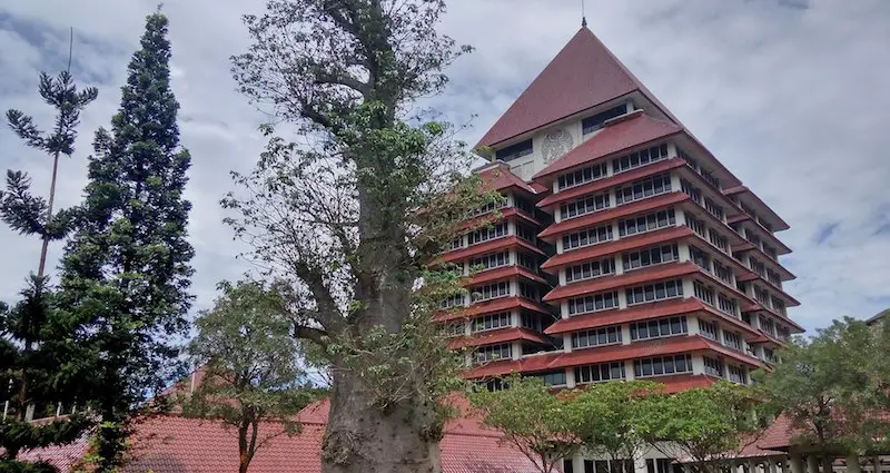 Universitas Indonesia rectorate building By Ilham Kuniawan Gumilang